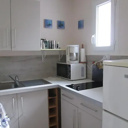 A 350m De La Apartment *